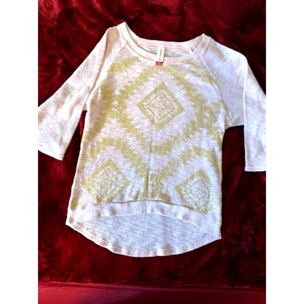 NWOT No Boundaries Girls Large (11-13) Knit Top